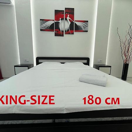 King - Size Apartment Oldenburg Bagian luar foto
