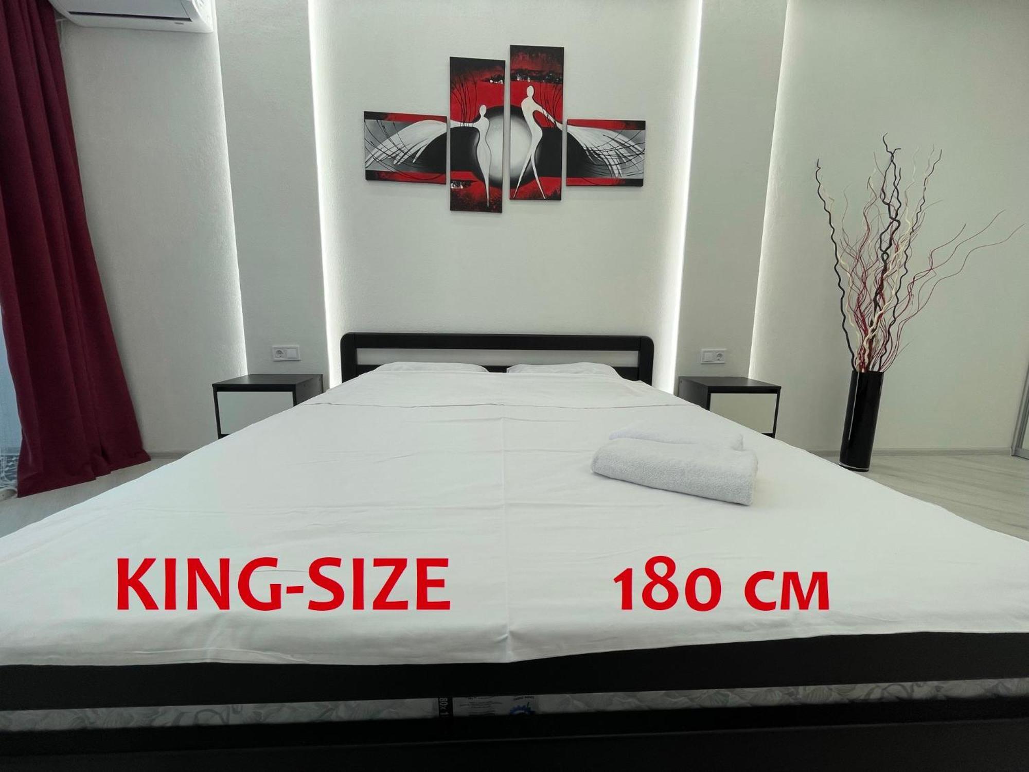 King - Size Apartment Oldenburg Bagian luar foto